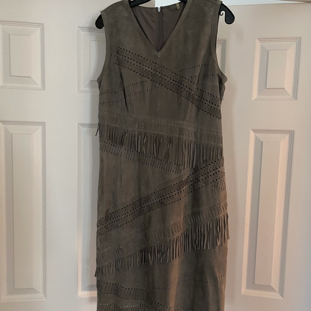 Elie Tahari Suede fringe grey dress
